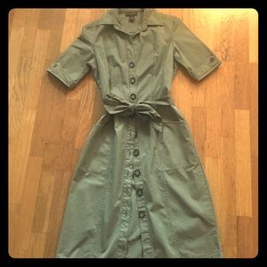Banana Republic button up dress